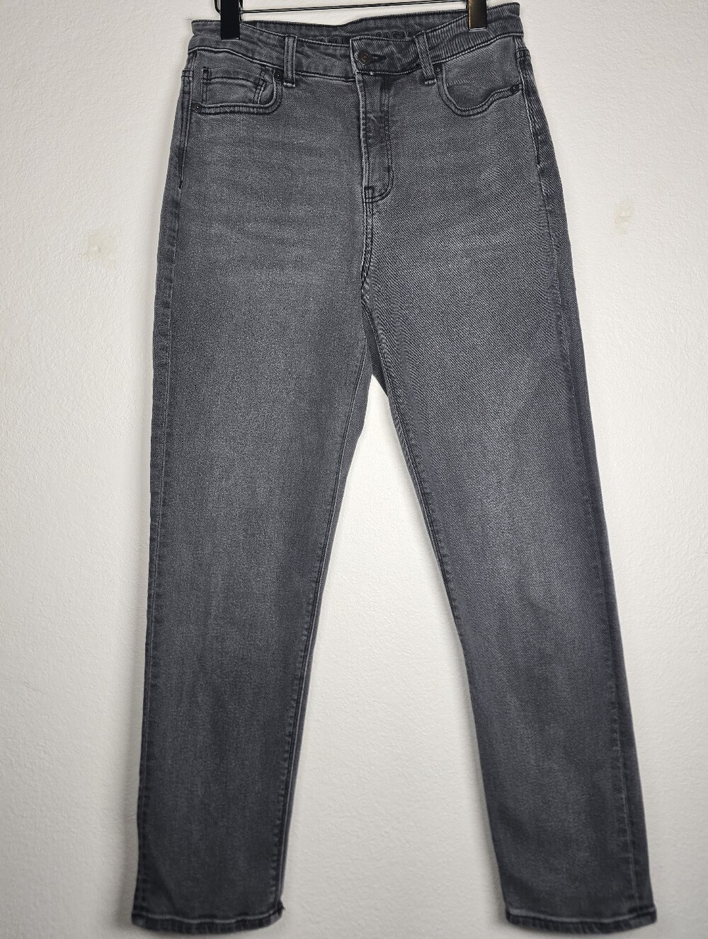 American Eagle High Waisted Mom Jeans Gray Size 4 Regular Stretch